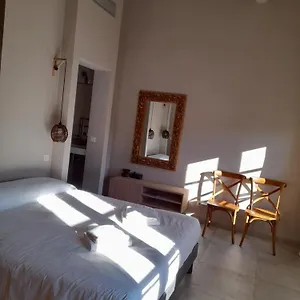  Apartment Et Lofts Bistrot Des Alpilles