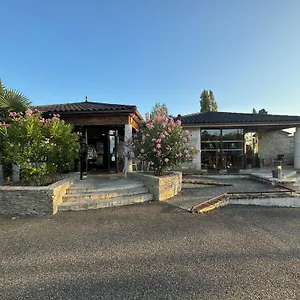 Logis La Bergerie 3 Etoiles Restaurant Savoureux Saint-Pierre-Lafeuille
